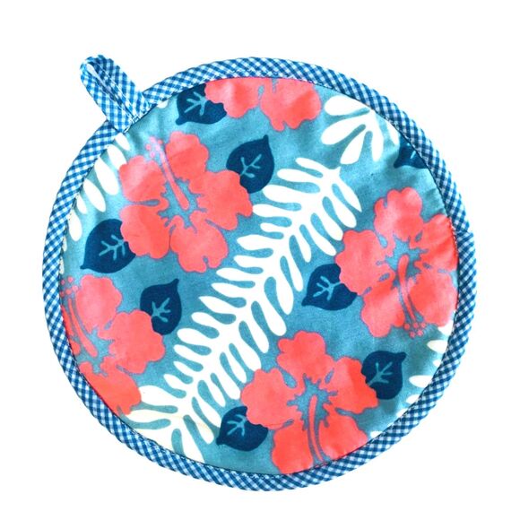 Hand Made Hawaiian Hibiscus Pot Holder and Crochet Nylon Dish Scrubby Set - Picture 2 of 7